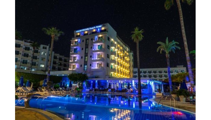 Anonymous Beach Hotel poza 1