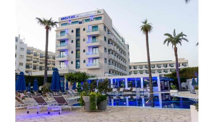 Anonymous Beach Hotel poza 0