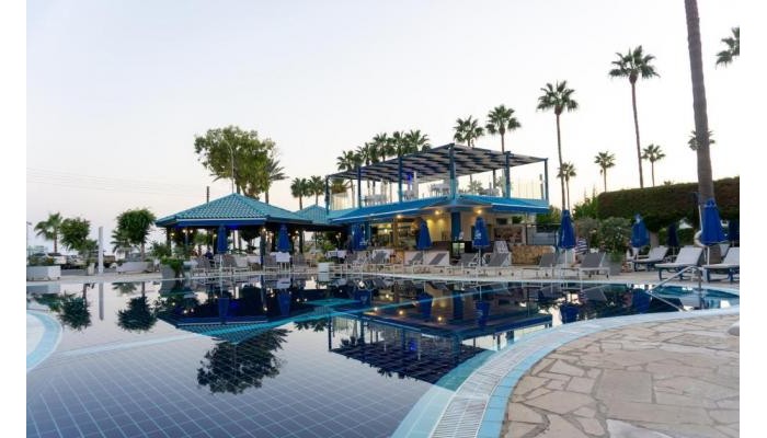 Anonymous Beach Hotel poza 11