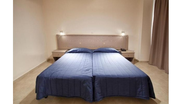 Makronissos Village poza 7