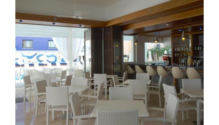 Senator Hotel Apartments poza 12