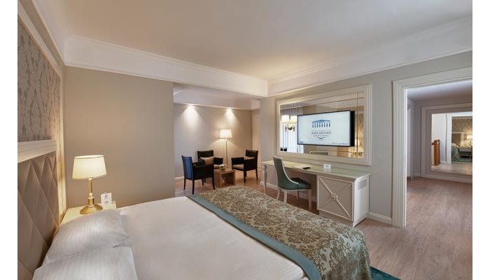 Kaya Artemis Resort & Casino poza 4