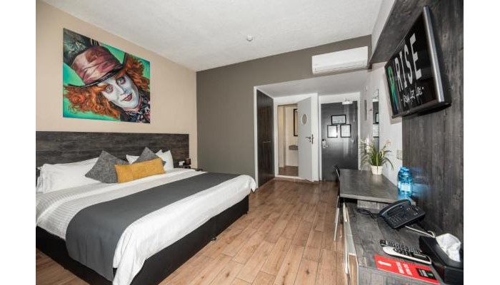 Hotel Rise Urban Art poza 5