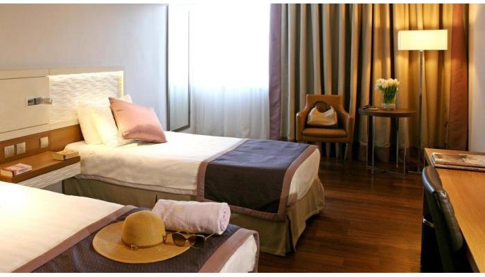 Hotel Crowne Plaza Limassol poza 1