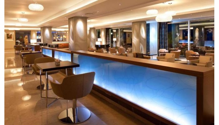 Hotel Crowne Plaza Limassol poza 4