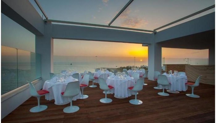 King Evelthon Beach Hotel And Resort poza 10