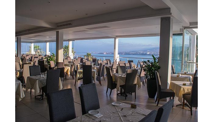 Theo Sunset Bay Holiday Village poza 15