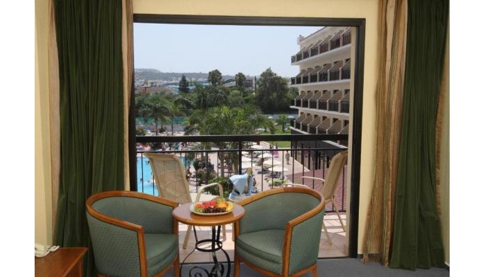 Tsokkos Gardens Hotel & Apartments poza 5