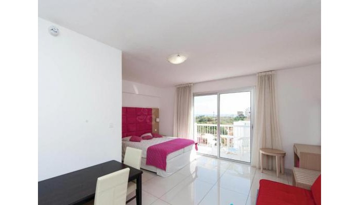 Marlita Beach Hotel Apartments poza 3