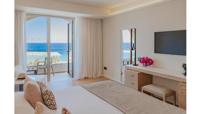 Hotel Golden Coast Beach poza 3