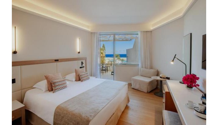 Hotel Golden Coast Beach poza 12