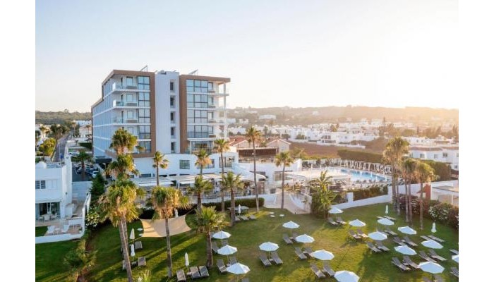 Hotel Leonardo Crystal Cove By The Sea (Adults Only, 18+) poza 0
