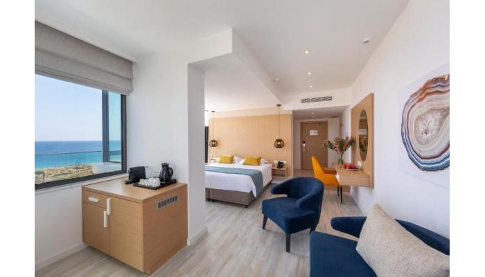 Hotel Leonardo Crystal Cove By The Sea (Adults Only, 18+) poza 3