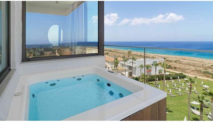 Hotel Leonardo Crystal Cove By The Sea (Adults Only, 18+) poza 4