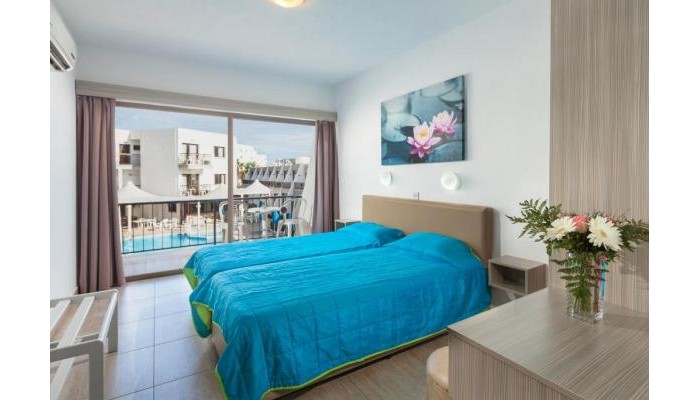 Penelope Beach Hotel Apts poza 6